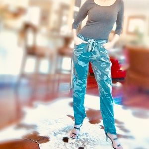 Gangster cool slouchy camo cargo pants